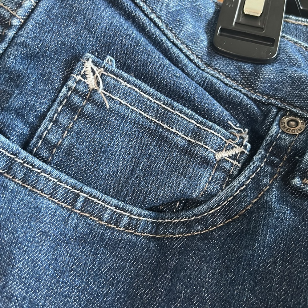 NWOT Lee Riders Women’s Relaxed Straight Leg 18 Petite Blue Denim Jeans - Picture 6 of 10